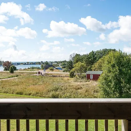 Granbergs Gaesthus Och Gaesthem Eckero